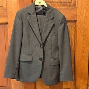 Brooks Brothers gray suit size 10 excellent condition